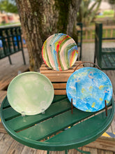 Load image into Gallery viewer, Coupe Salad Plate