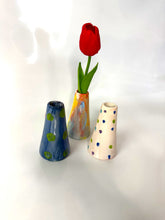 Load image into Gallery viewer, Cone Organic Bud Vase