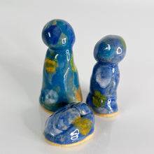 Load image into Gallery viewer, Hand Built 3-piece Nativity Set
