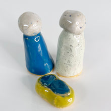 Load image into Gallery viewer, Hand Built 3-piece Nativity Set