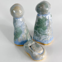 Load image into Gallery viewer, Hand Built 3-piece Nativity Set