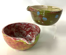 Load image into Gallery viewer, Pour Bowl Medium