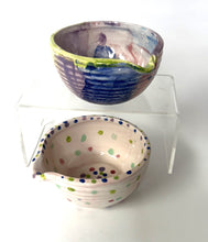 Load image into Gallery viewer, Pour Bowl Small