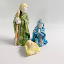 Load image into Gallery viewer, Classic Nativity Set