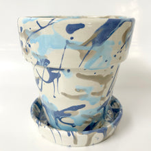 Load image into Gallery viewer, Flower Pot with Saucer Small