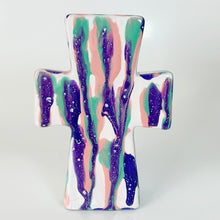 Load image into Gallery viewer, Standing Leaning Cross 4.75"