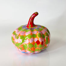 Load image into Gallery viewer, Squatty Pumpkin
