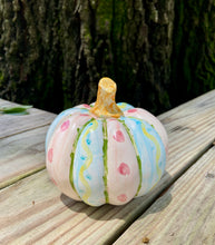 Load image into Gallery viewer, Small Round Pumpkin
