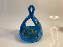 Load image into Gallery viewer, Stoneware Hanging Feeder
