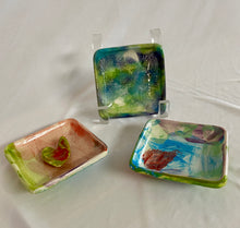 Load image into Gallery viewer, Square Sushi Sauce Dish
