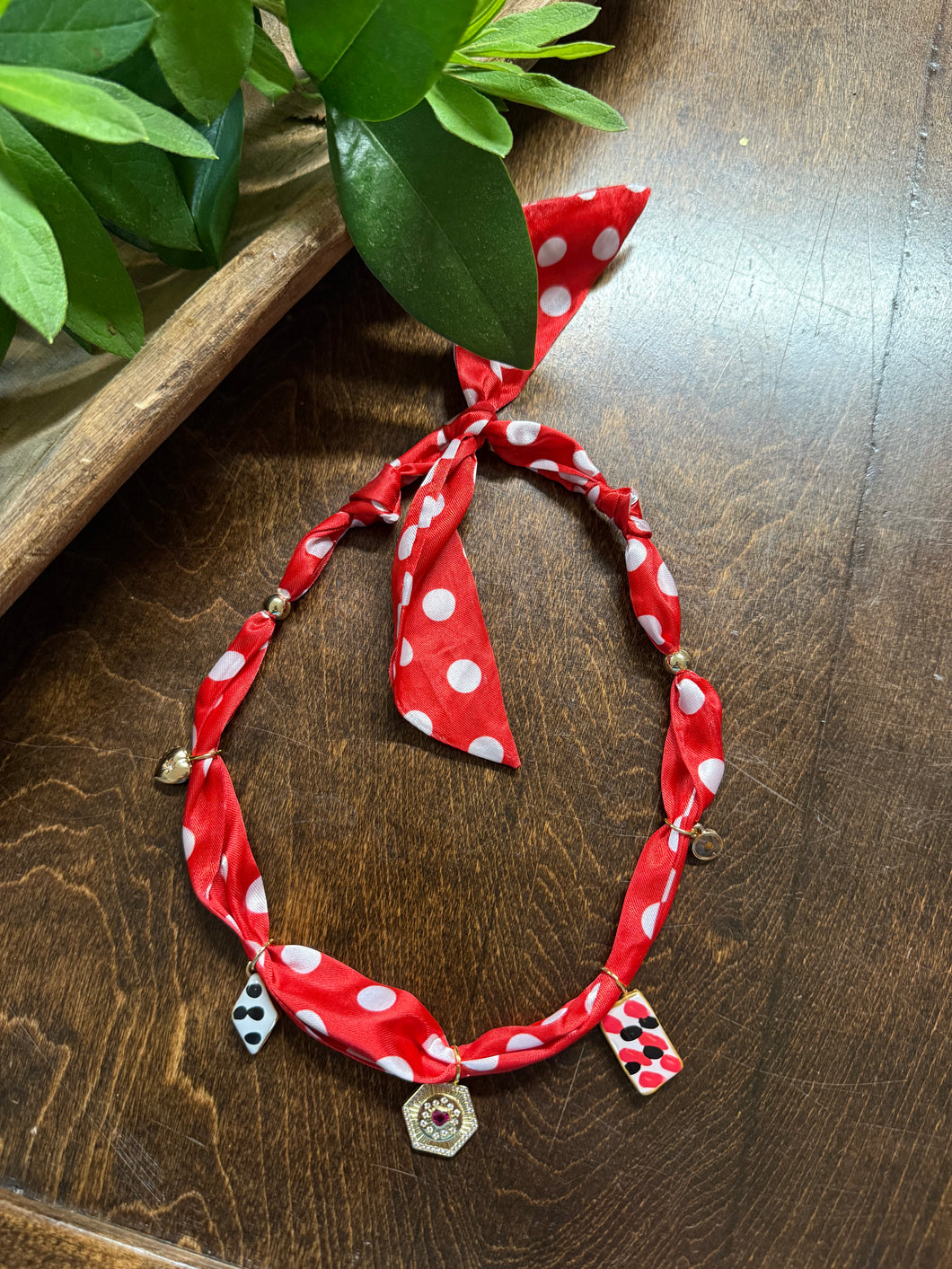 Arrow of the 'Sip Bandana Necklace
