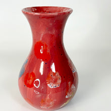 Load image into Gallery viewer, Amada Vase
