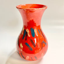 Load image into Gallery viewer, Amada Vase
