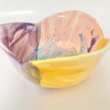 Load image into Gallery viewer, Tulip Bowl
