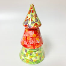 Load image into Gallery viewer, Tannenbaum Tree Small 6&quot;
