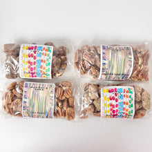 Load image into Gallery viewer, Praline Pecans | Indianola Pecan House
