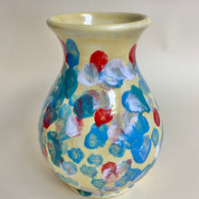 Load image into Gallery viewer, Classic Urn Vase
