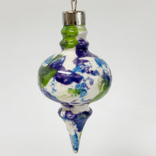 Load image into Gallery viewer, Small Retro Ornament
